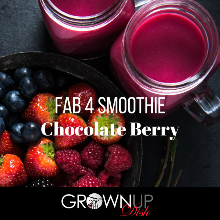 This Chocolate Berry Fab Four Smoothie recipe is made with mixed berries and chocolate so it's deliciously sweet and a little bit savory. And because it follows Kelly Leveque's Fab Four formula, it will elongate your blood sugar curve and keep you full for several hours. | www.amiofbs.com