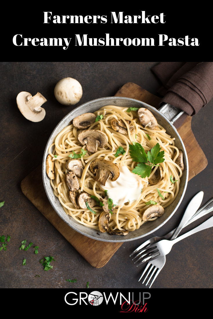 Farmers Market Creamy Mushroom Pasta comes together in 30 minutes and it's restaurant-level deliciousness. Use organic grass-fed dairy and enjoy this vegetarian delight guilt-free. | www.amiofbs.com