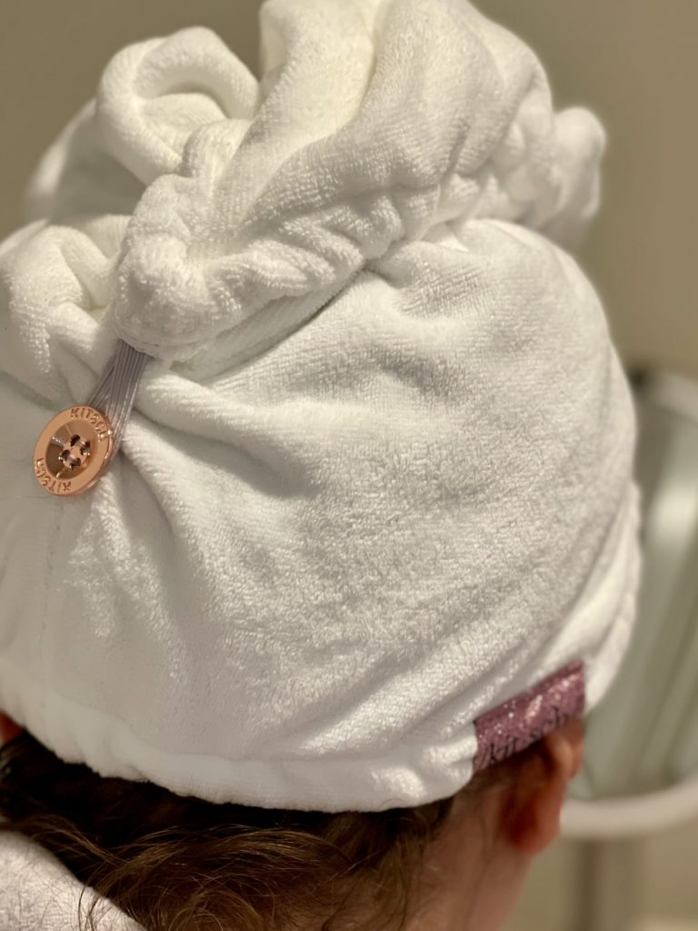 Unbiased review of Kitsch microfiber hair towel - the holy grail for frizz free hair! Save 10% on any Kitsch product with my discount code. | www.amiofbs.com