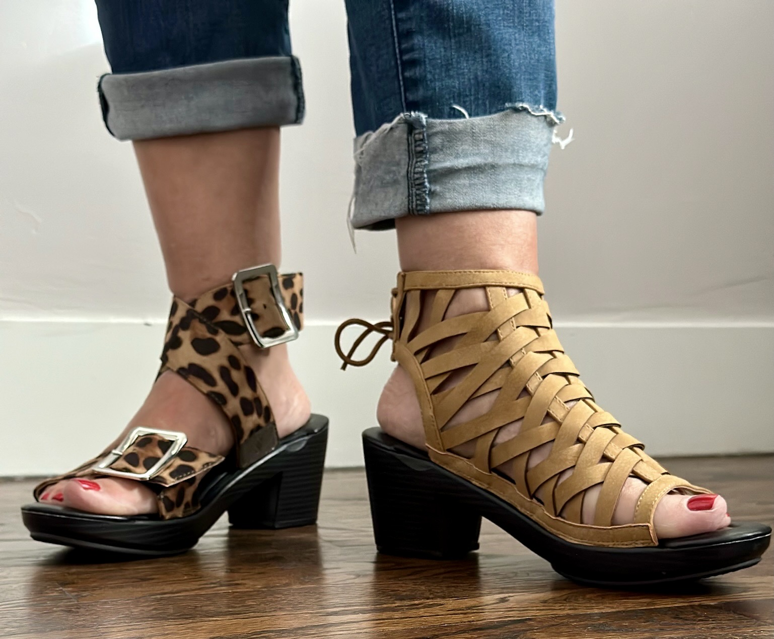 Review of Solely Jane shoes. Stop wasting money! Combine one shoe base with 15 interchangeable tops to change your look. Perfect for travel. www.amiofbs.com