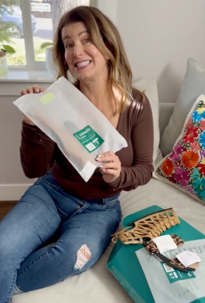 Review of Solely Jane shoes. Stop wasting money! Combine one shoe base with 15 interchangeable tops to change your look. Perfect for travel. www.amiofbs.com