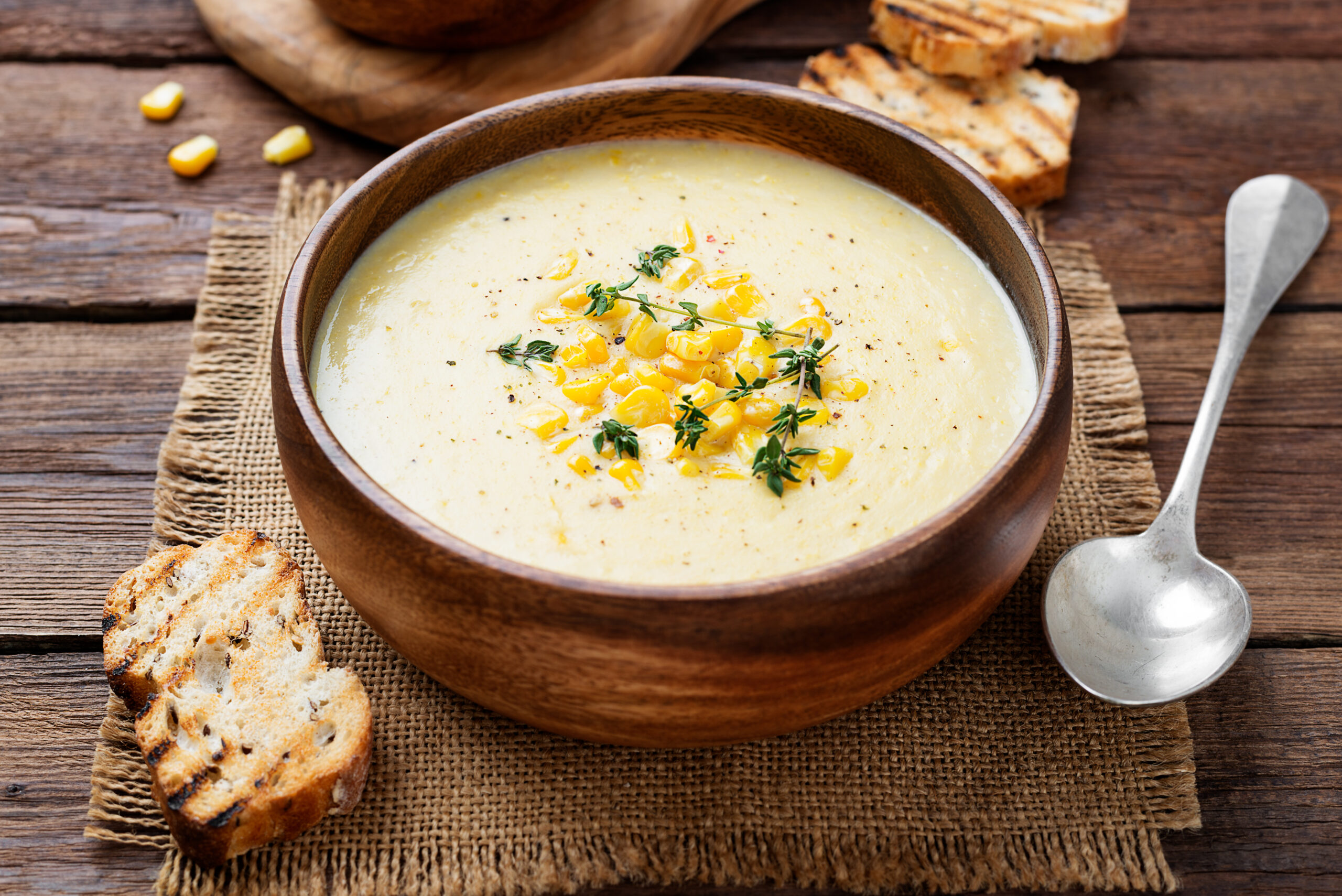 Chile Corn Chowder can be made with fresh, frozen or canned corn. It's a one-pot vegetarian soup you can make in 30 minutes and it freezes beautifully. | www.amiofbs.com