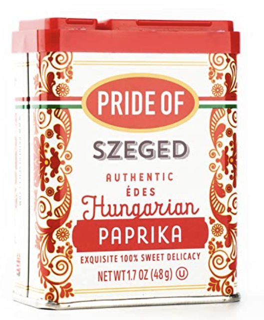Hungarian Mushroom Soup packs just the right amount of spice from the Hungarian paprika. Everything cooks in one pot for easy cleanup. | www.amiofbs.com